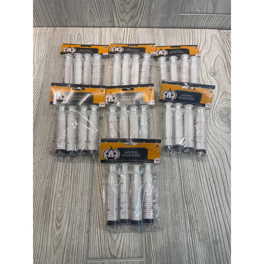 Lot of 7 Halloween Syringe Party Favors 28 Total 20ml Plastic Drink Shooters